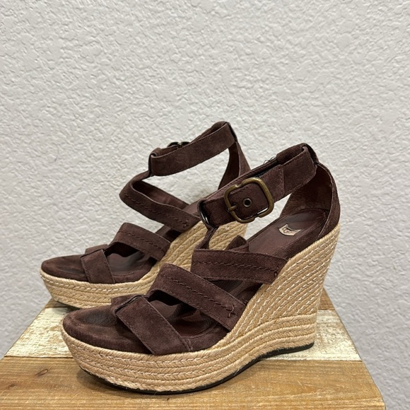 UGG Brown Suede Espadrille Sandals Size 6 - Picture 4 of 7